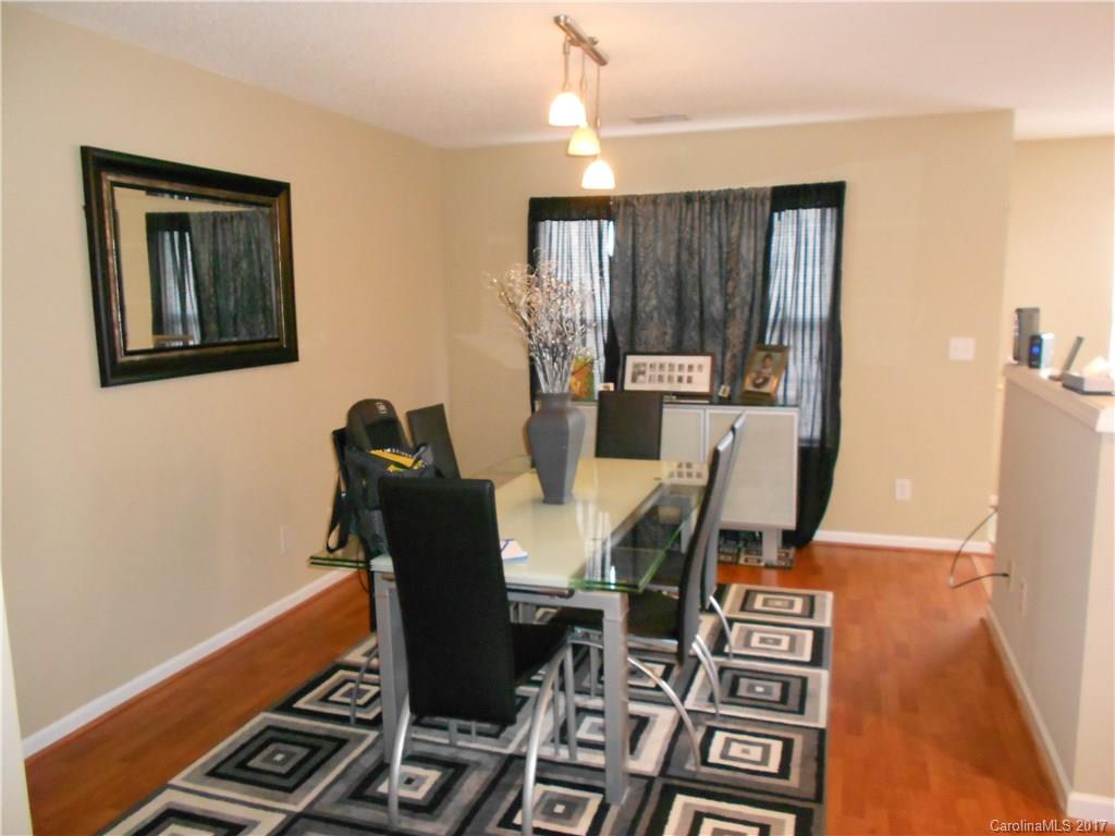 Old Stone Crossing - Residential