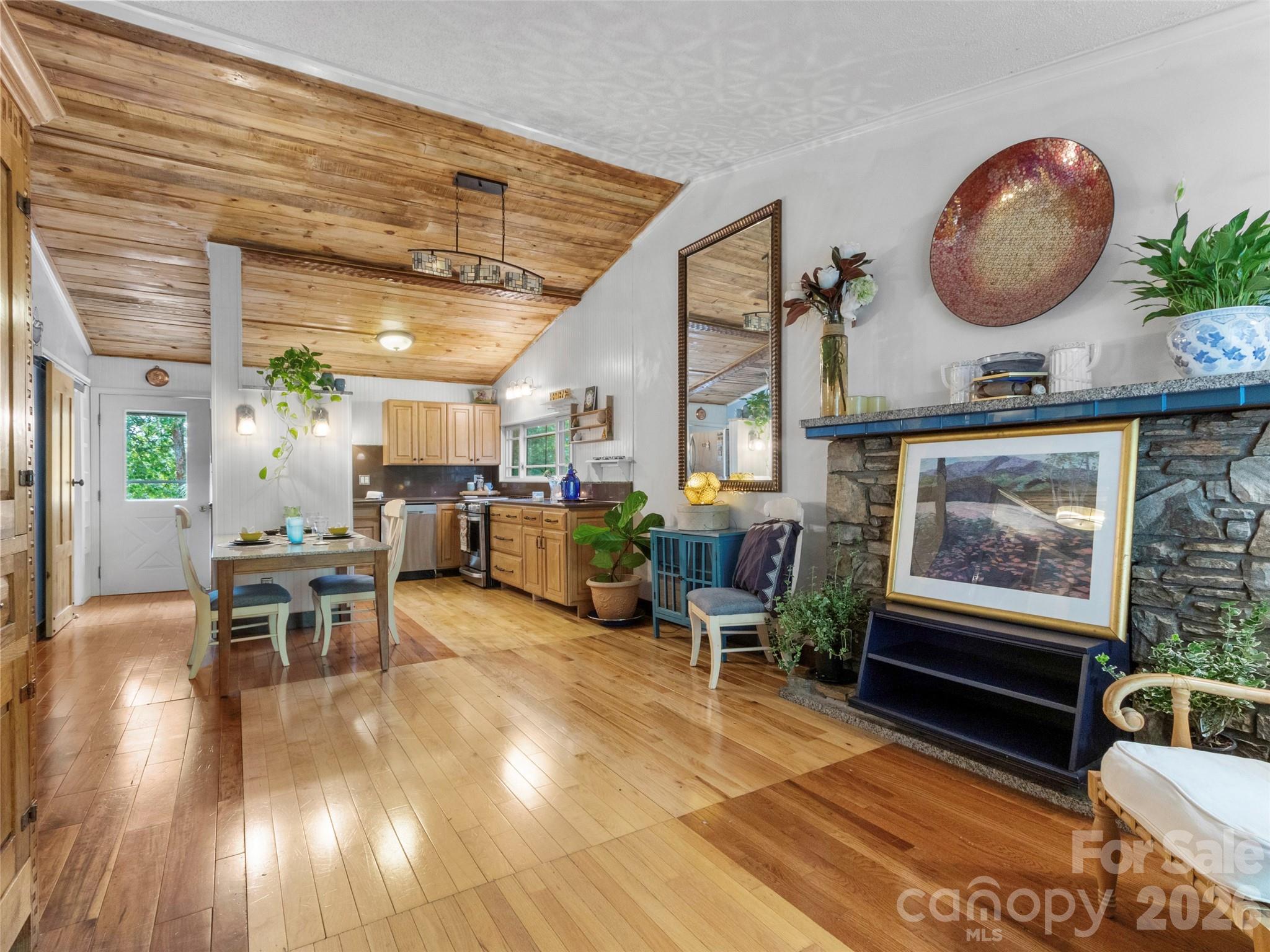 127 Riverview Drive 8 & 8B