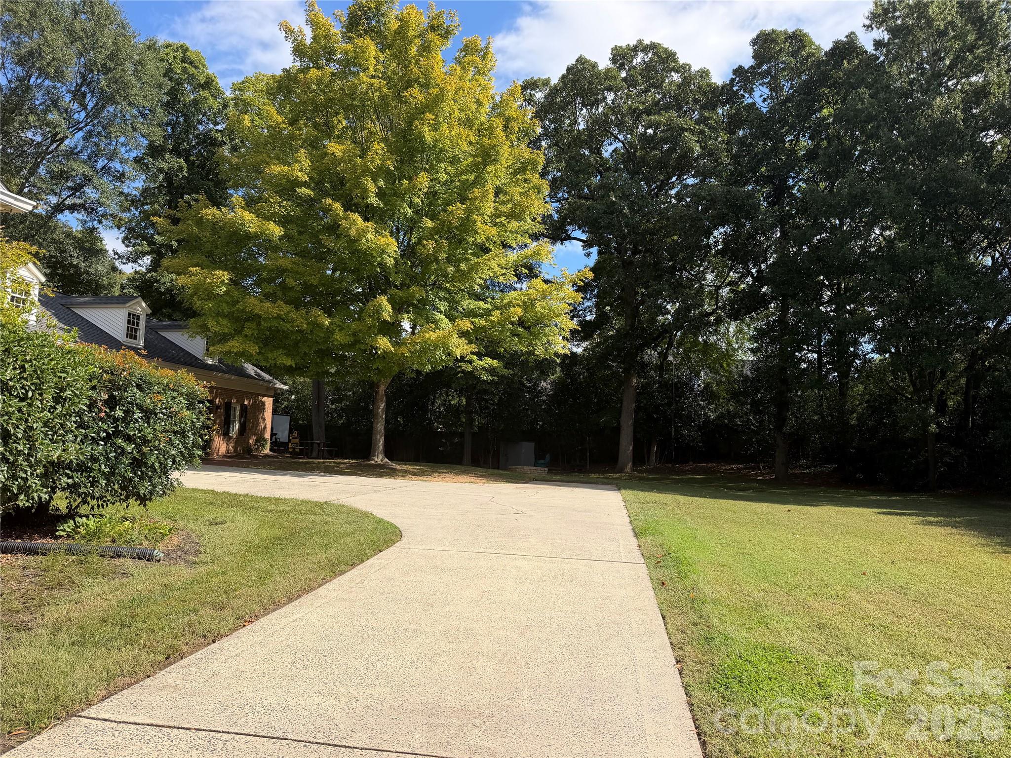 4533 Arborway Way