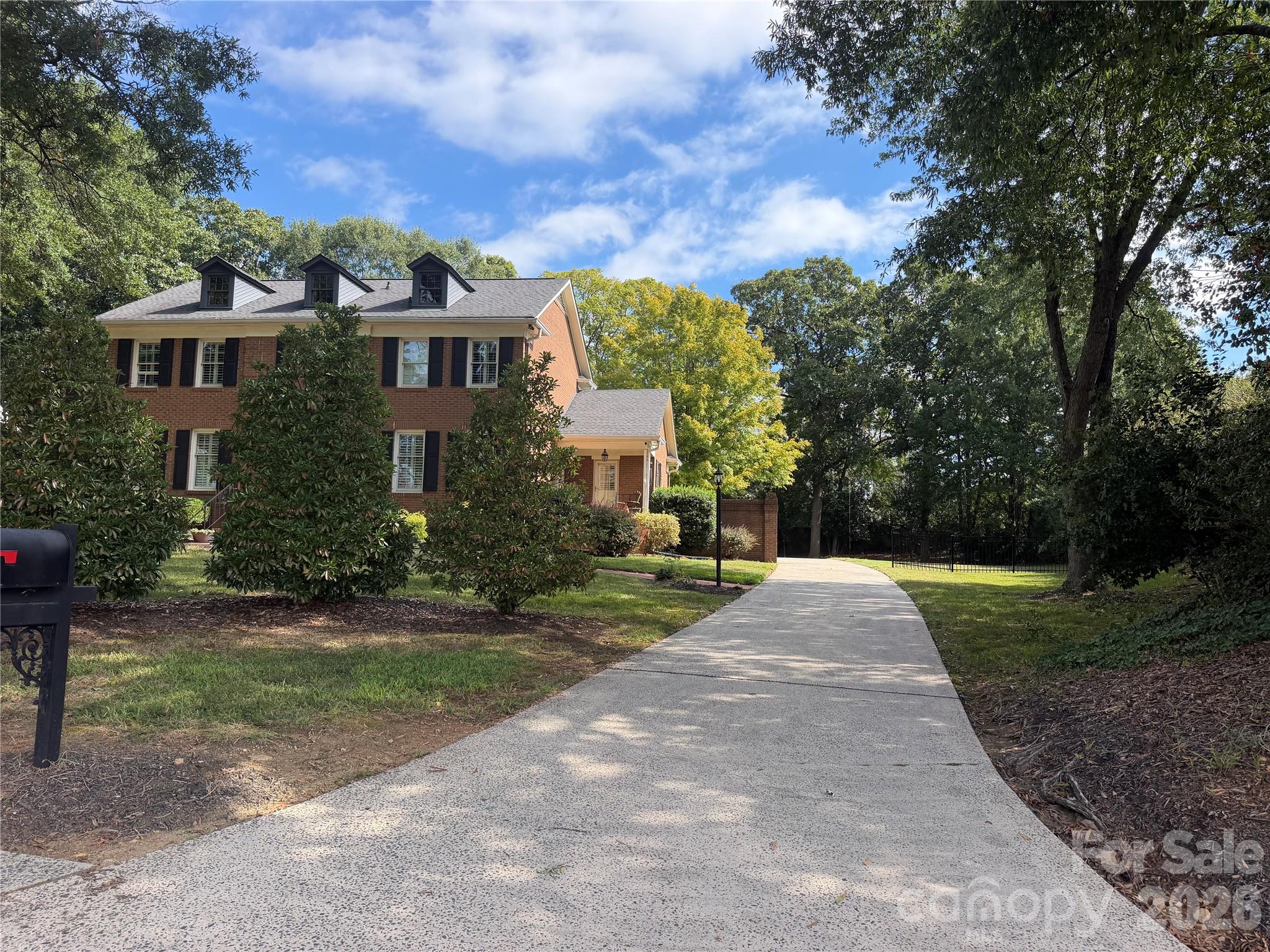 4533 Arborway Way