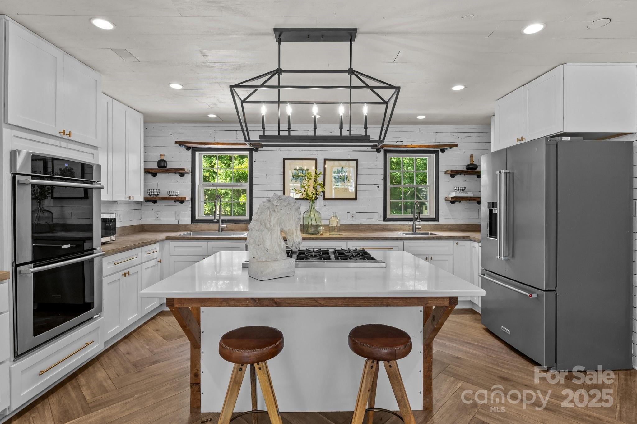 5229 Mt Holly Huntersville Road