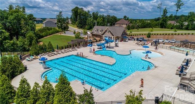 The Palisades - Residential