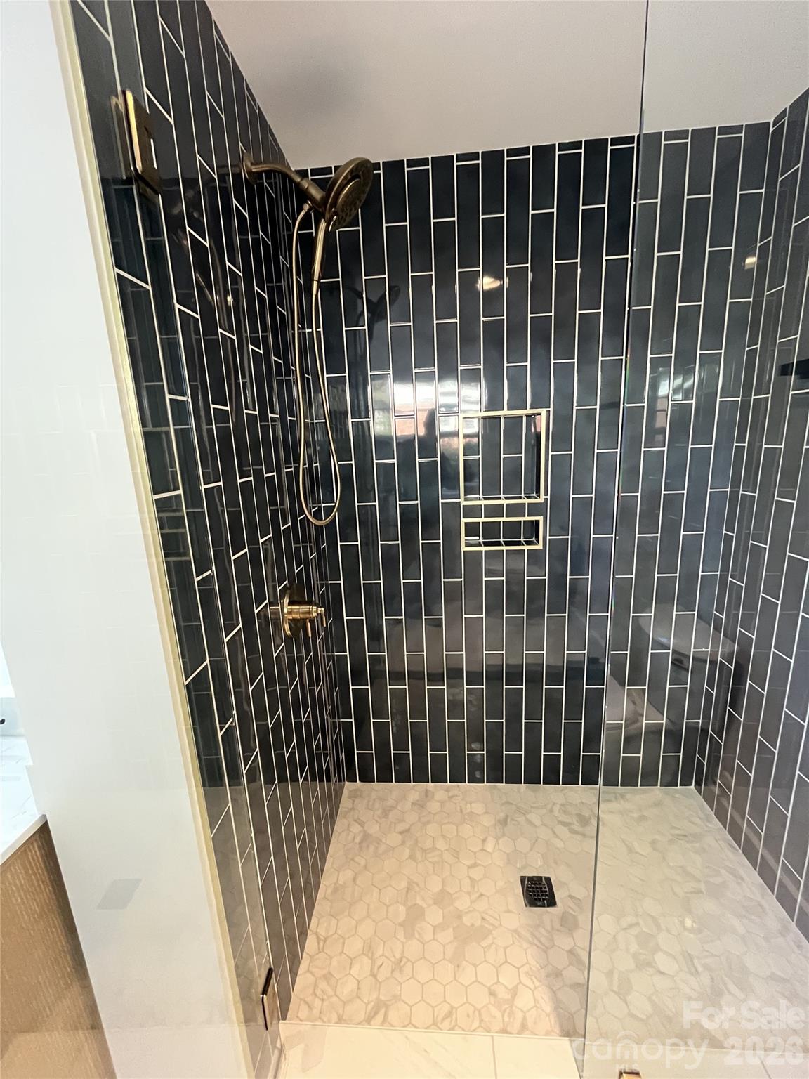 Hillcrest - Residential