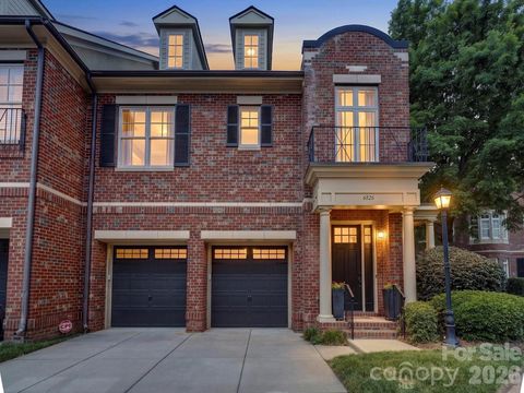 Photo of 6826 Louisburg Square Lane, Charlotte, NC 28210 (MLS # 4384543)