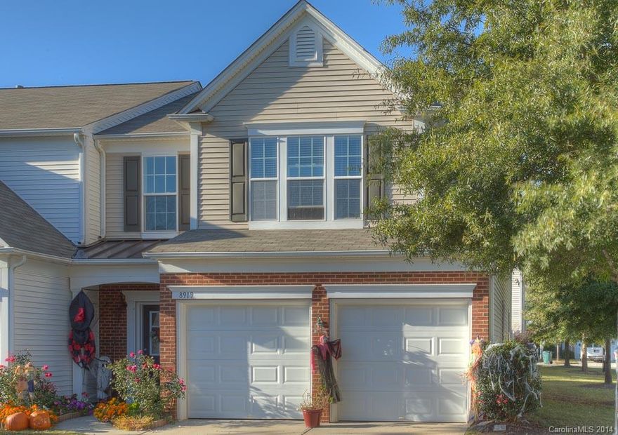 Incredible value in highly-sought after neighborhood. Top-rated schools, and tons of area amenities (Blakeney, Stonecrest, Ballantyne), close proximity to I-485. Home is upgraded throughout with hardwoods & oversized ceramic tile floors, beautiful maple cabinets, granite counters, and custom paint throughout. The Master Suite is expansive and offers a huge walk-in closet and luxury bath.