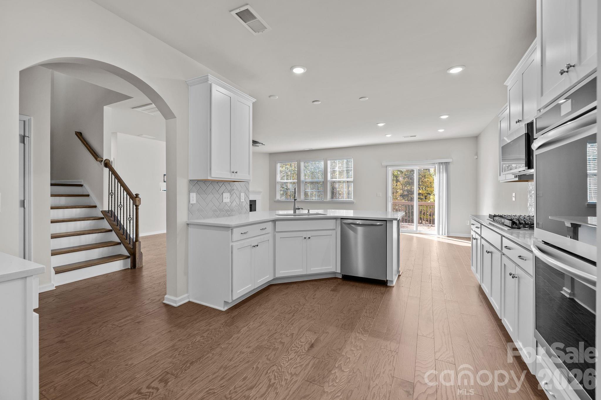 The Estates at Arlington Woods - Residential