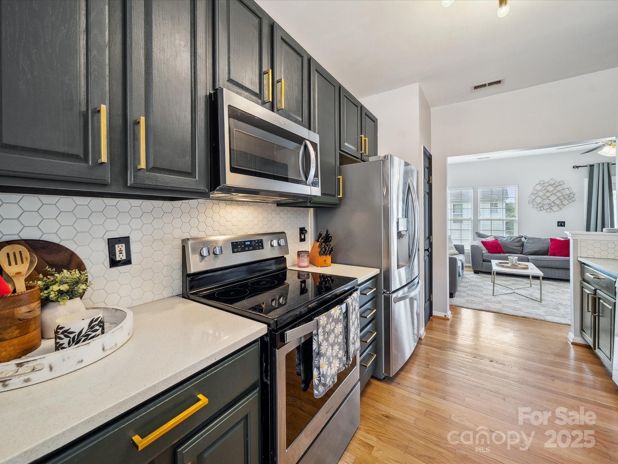 12320 Verdant Court