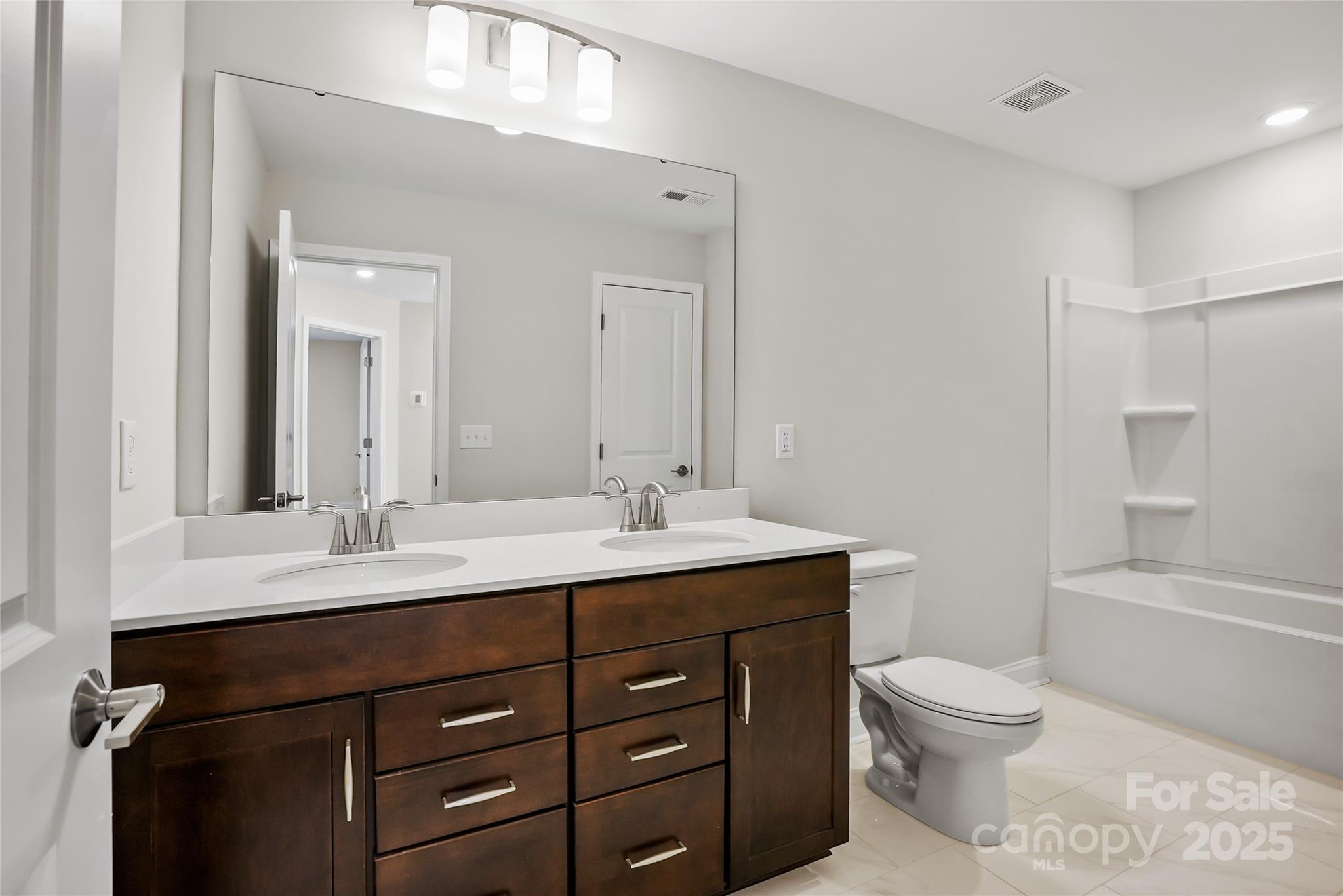 Patterson Pond - Residential