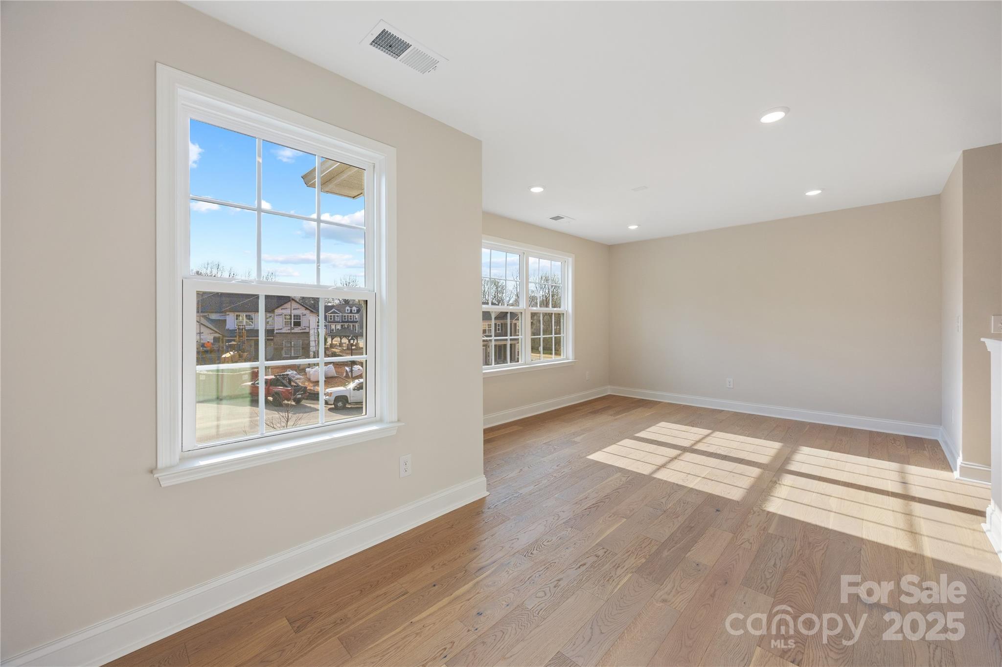 Patterson Pond - Residential