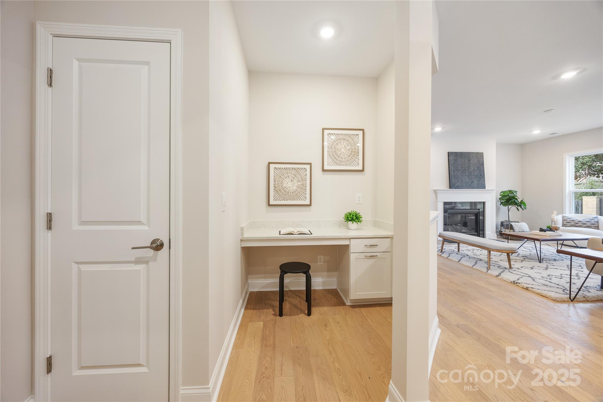 Patterson Pond - Residential