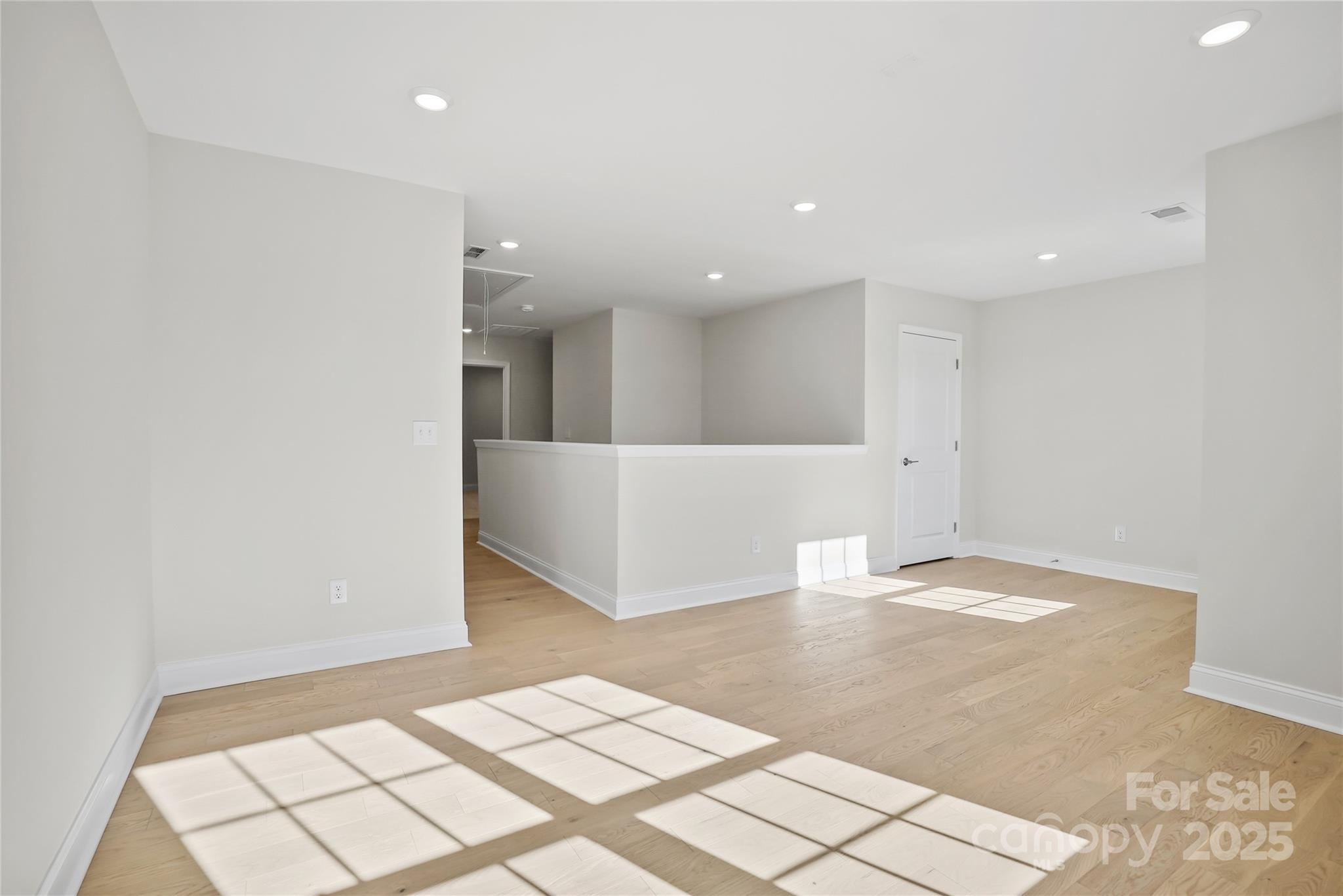 Patterson Pond - Residential