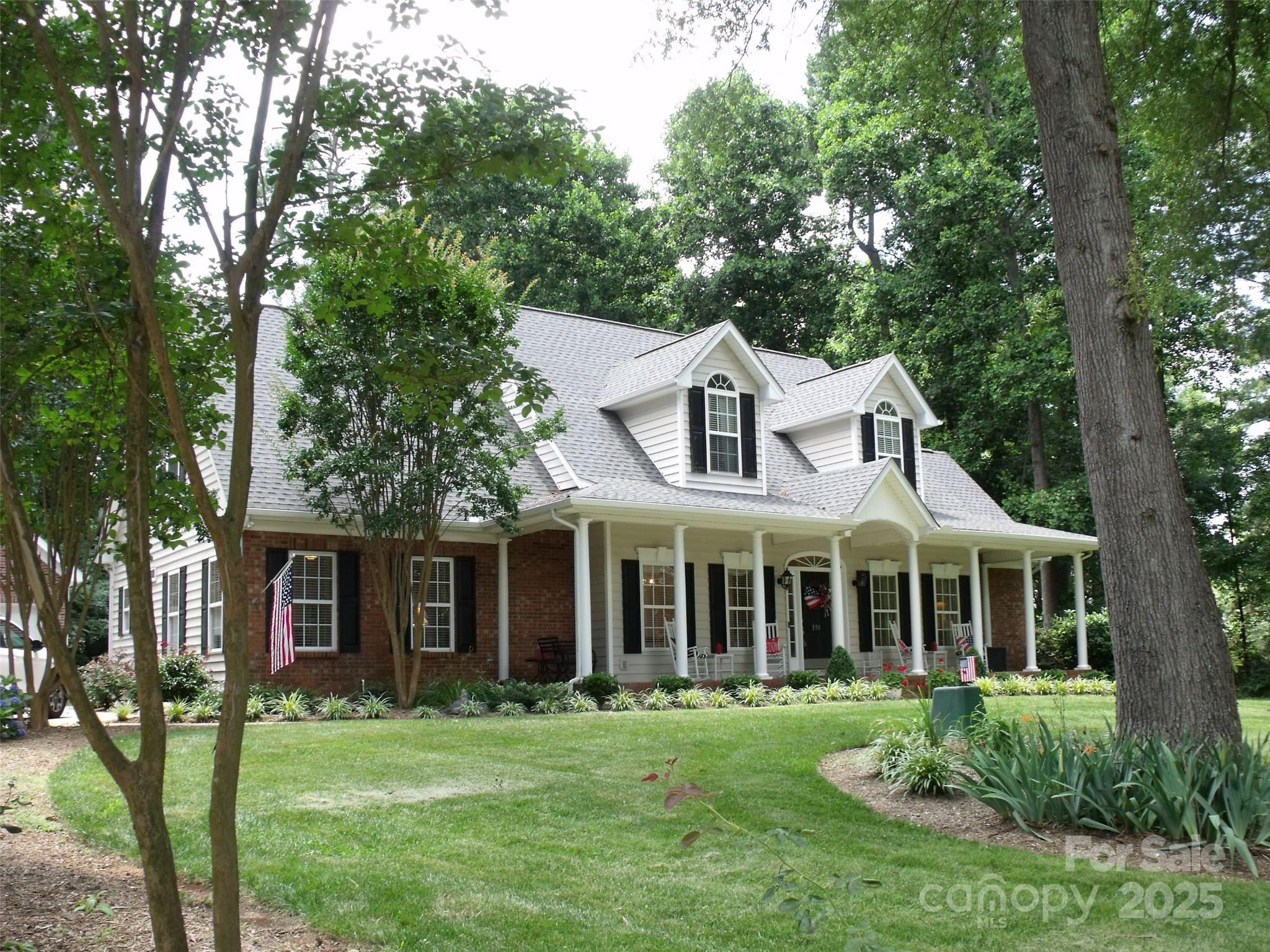 390 Robinson Road