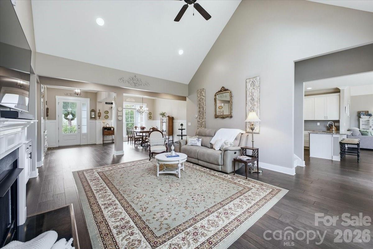 6967 Pin Oaks Drive