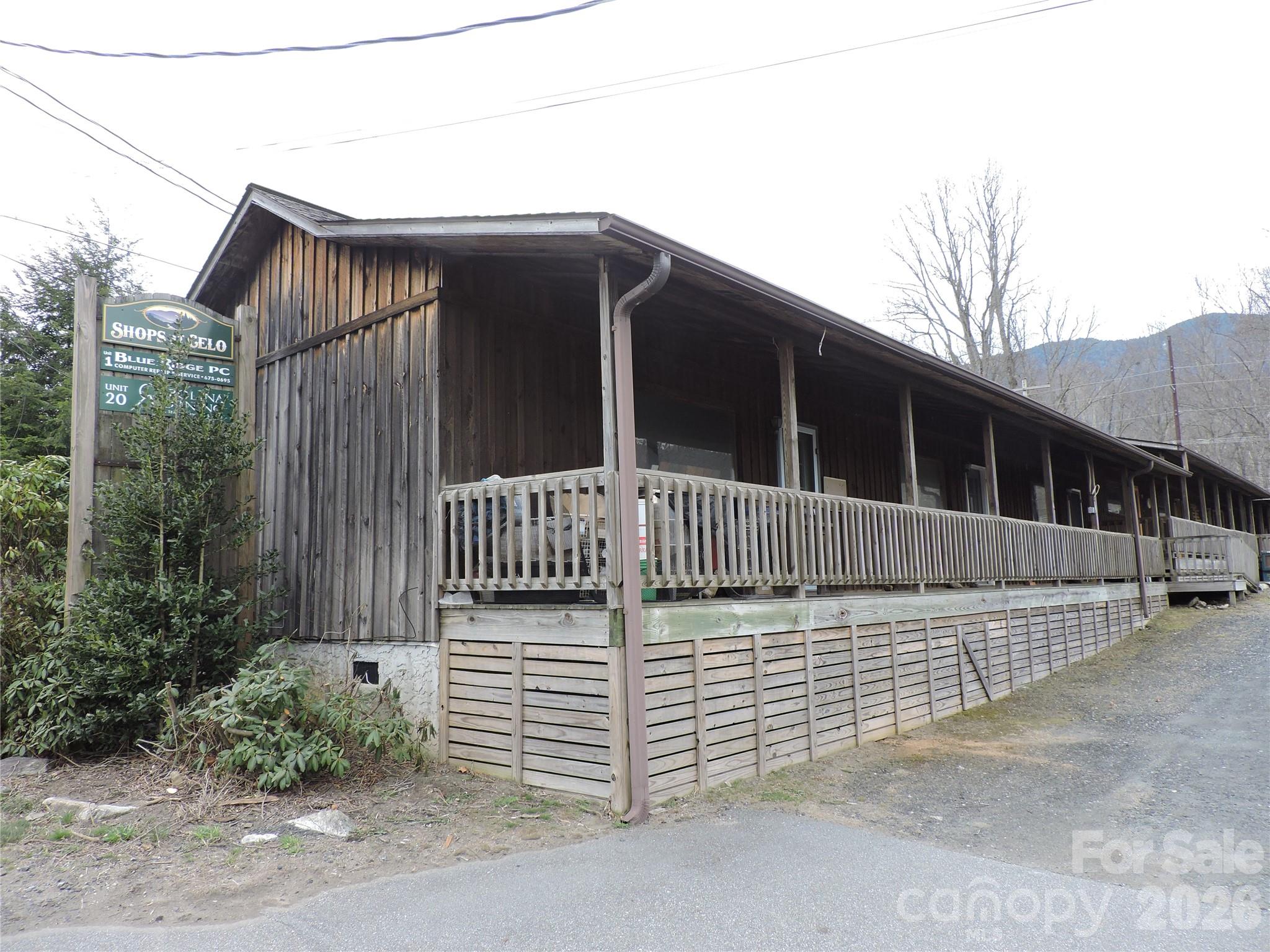 4188 State Hwy 80 S Highway S