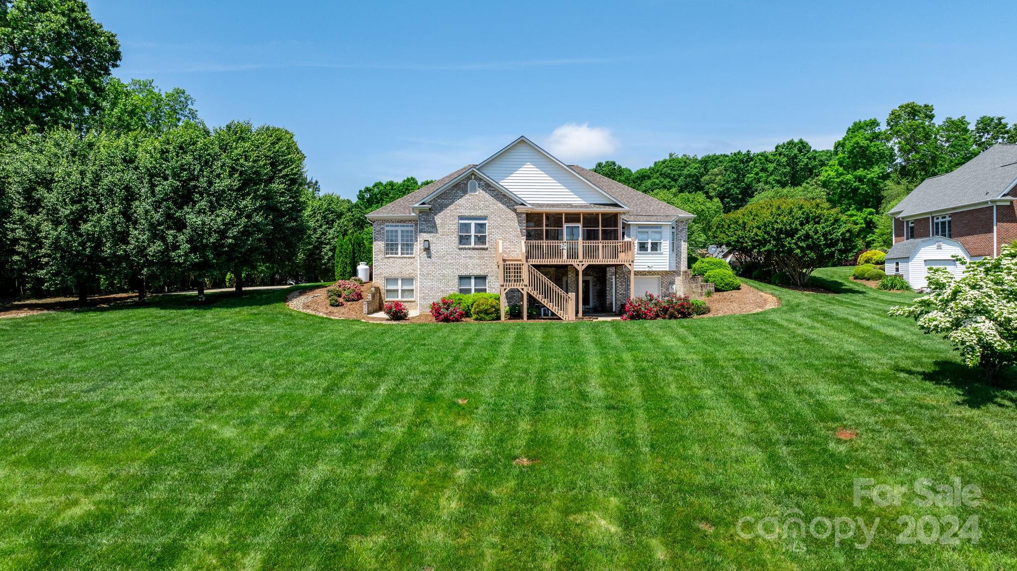 Rainbow Hills - Residential