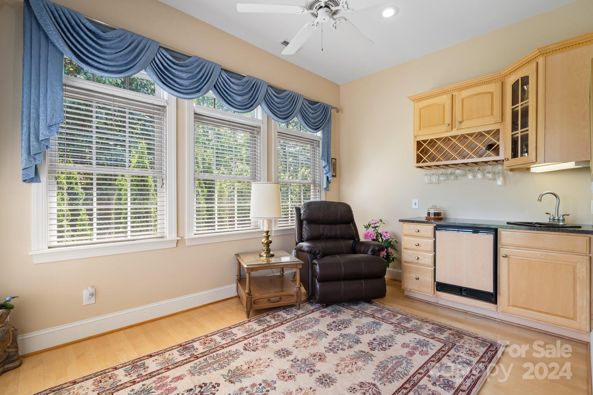 Rainbow Hills - Residential