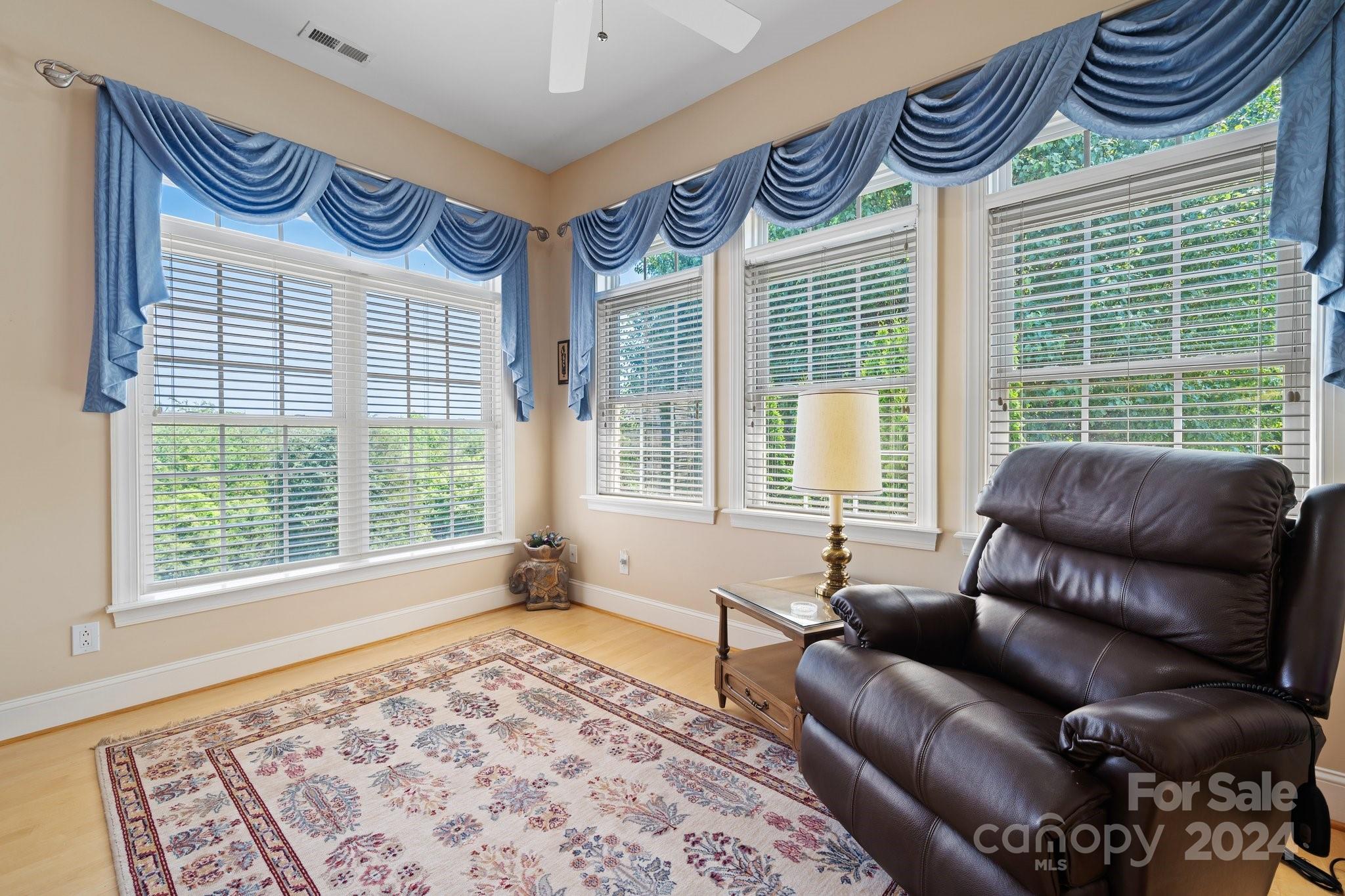 Rainbow Hills - Residential