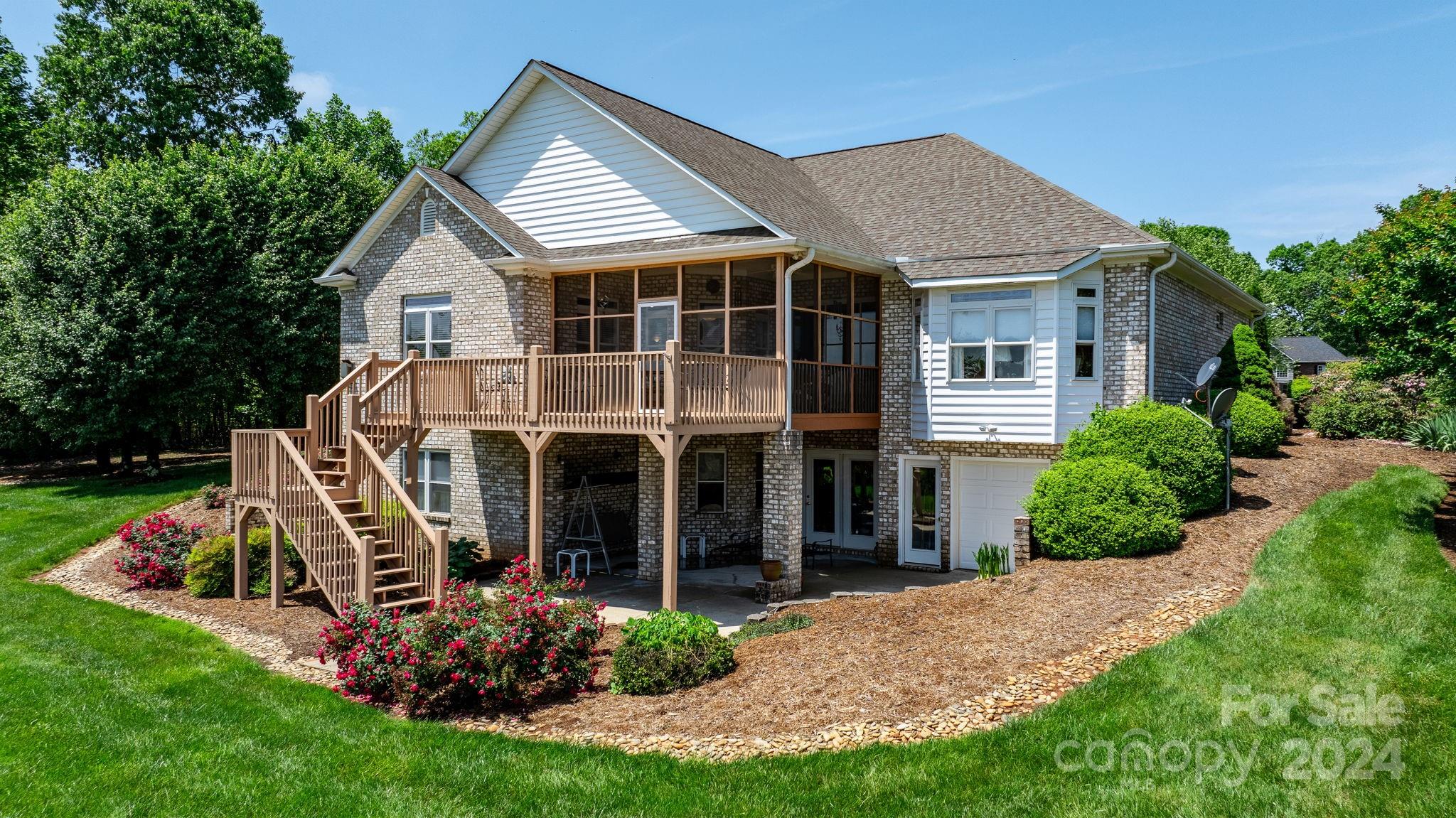 Rainbow Hills - Residential