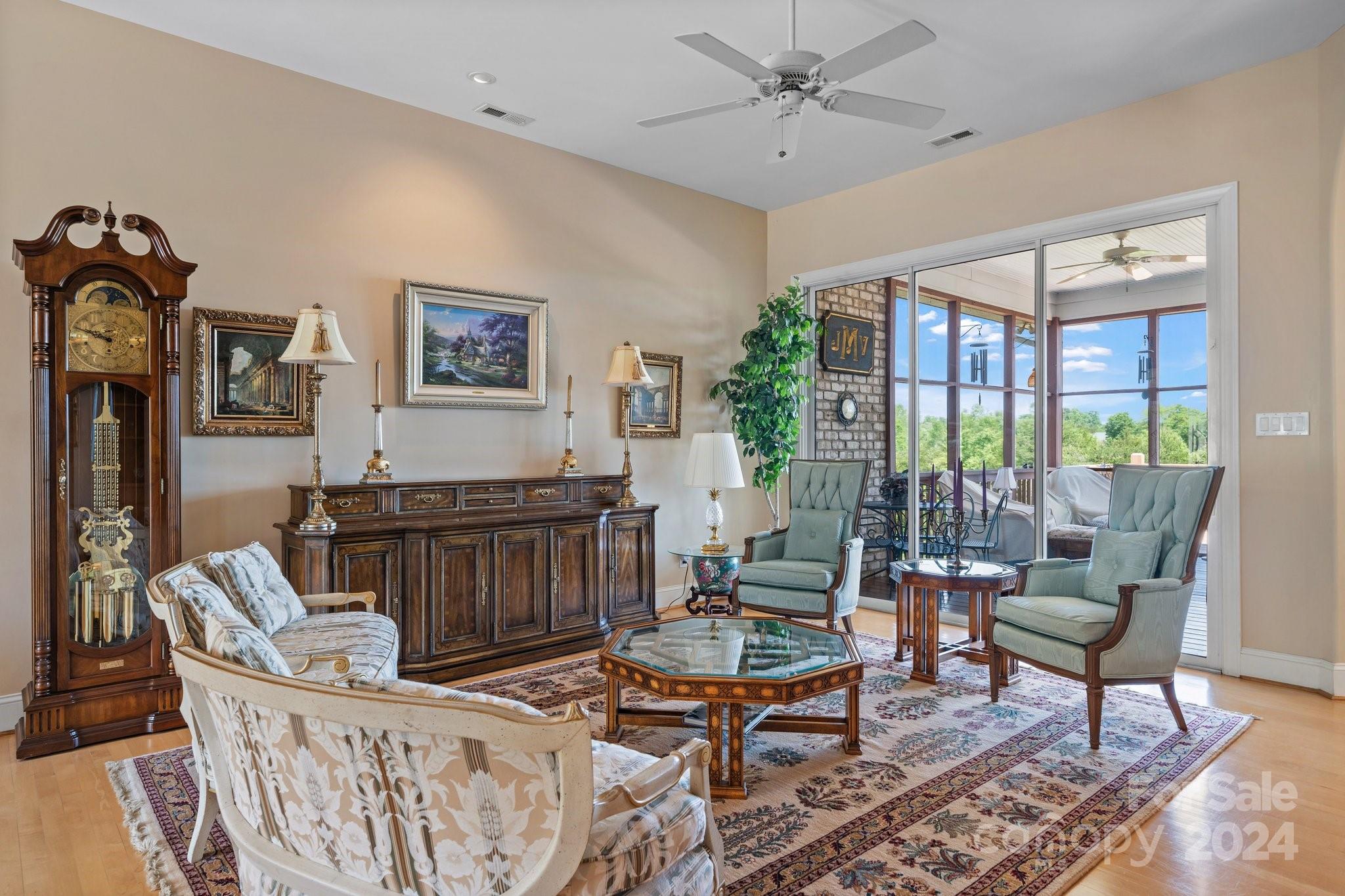 Rainbow Hills - Residential