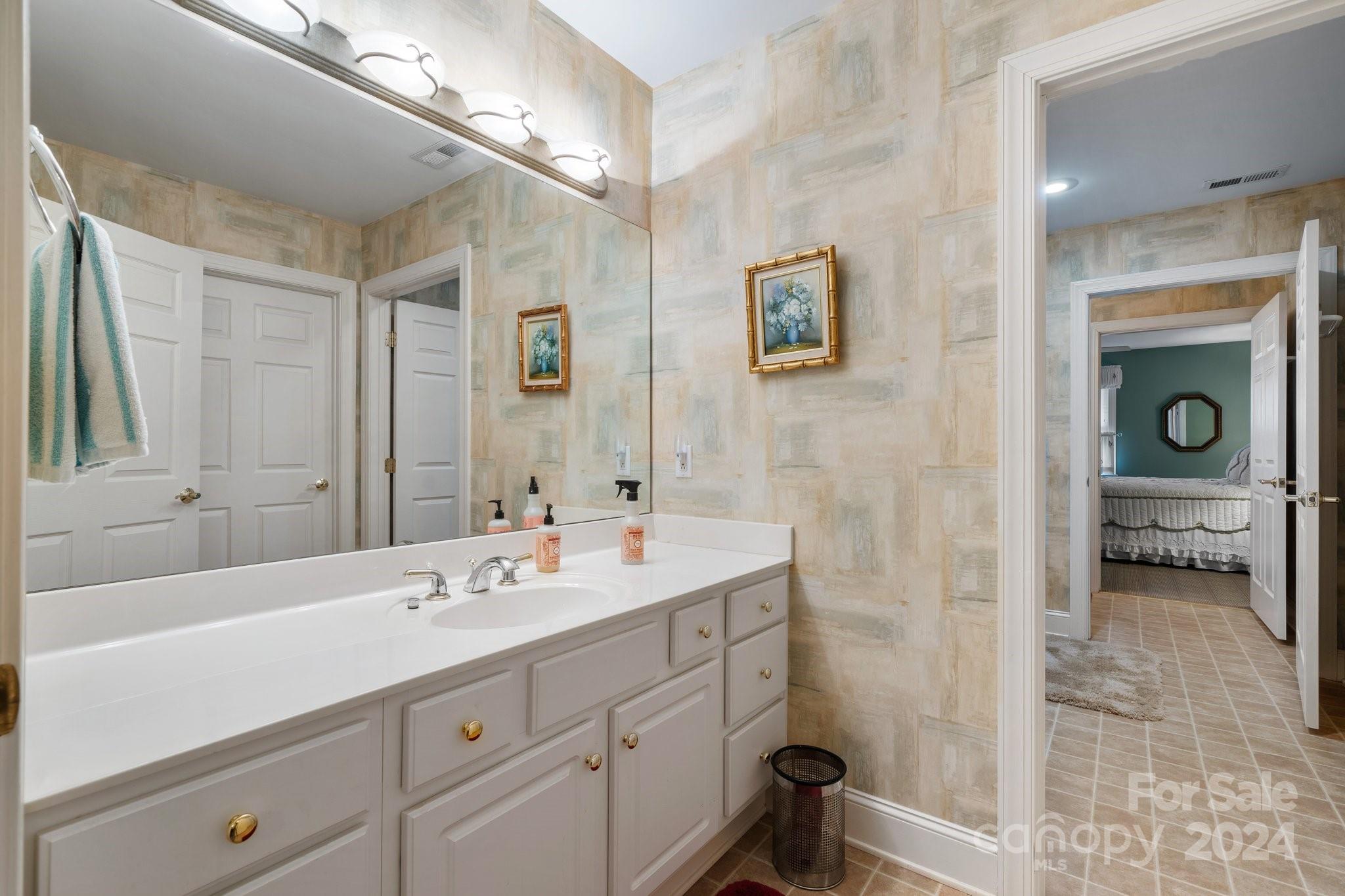 Rainbow Hills - Residential