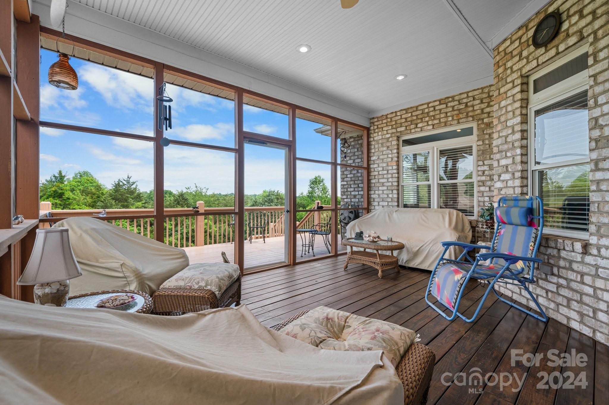 Rainbow Hills - Residential