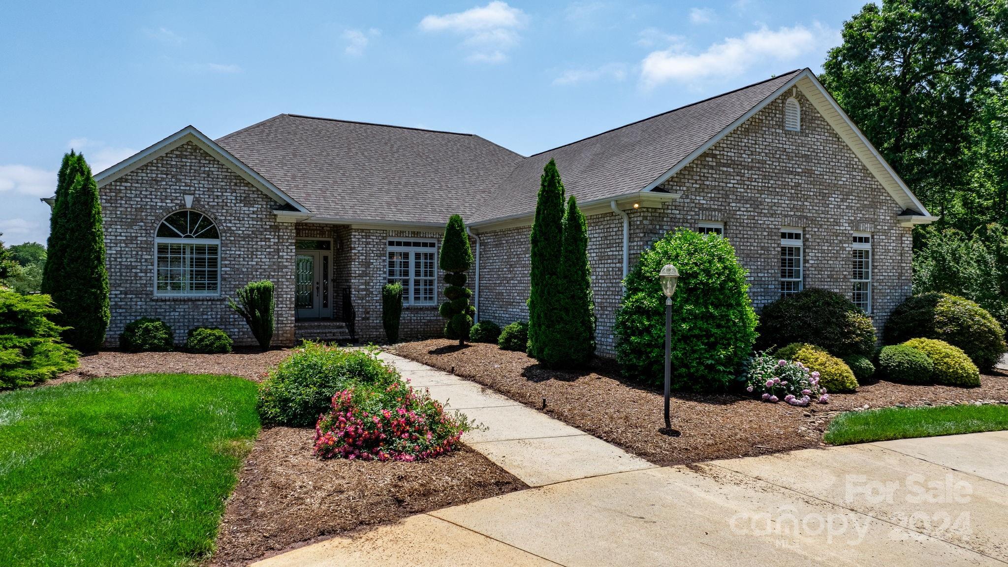 Rainbow Hills - Residential