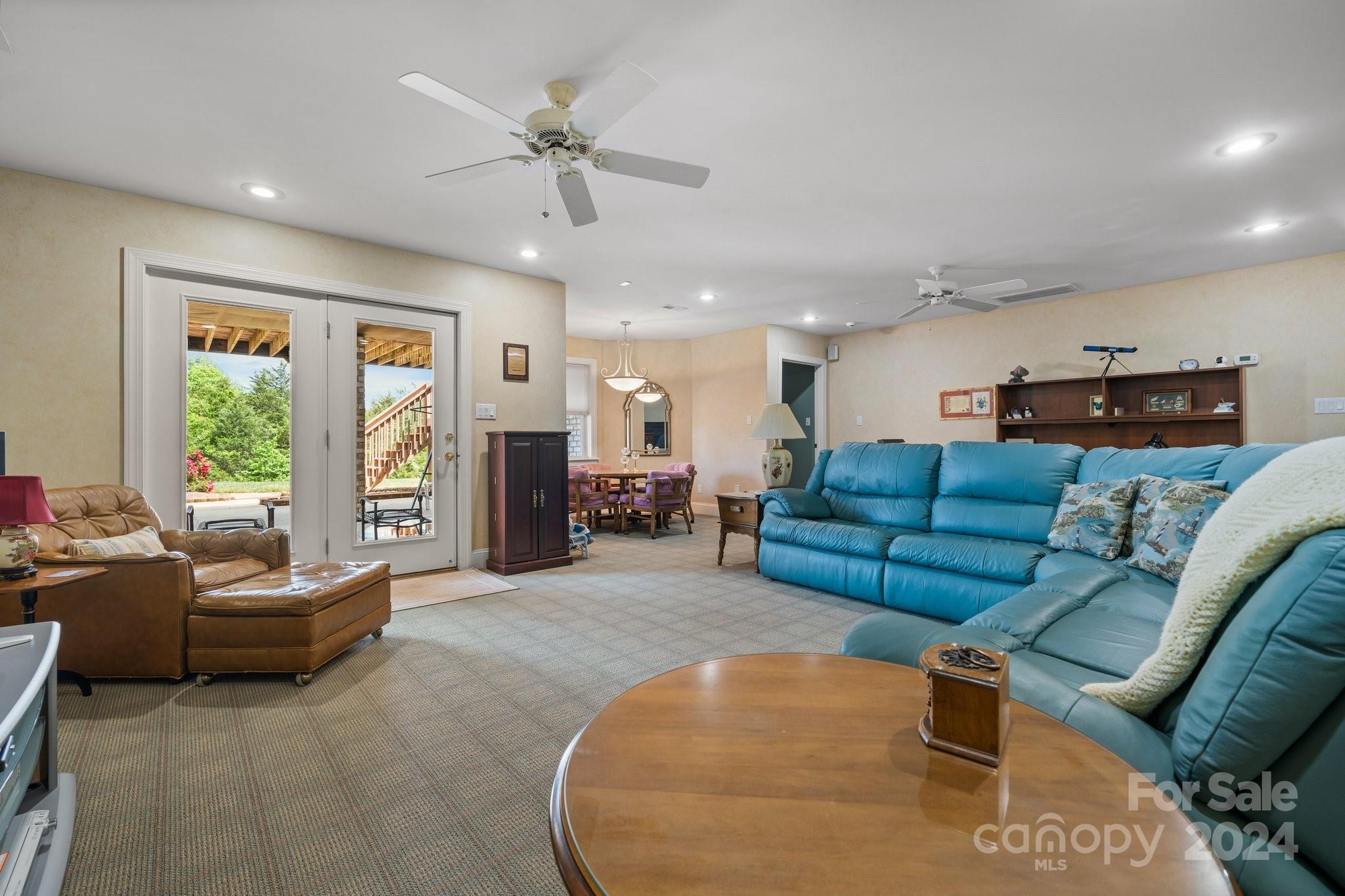 Rainbow Hills - Residential