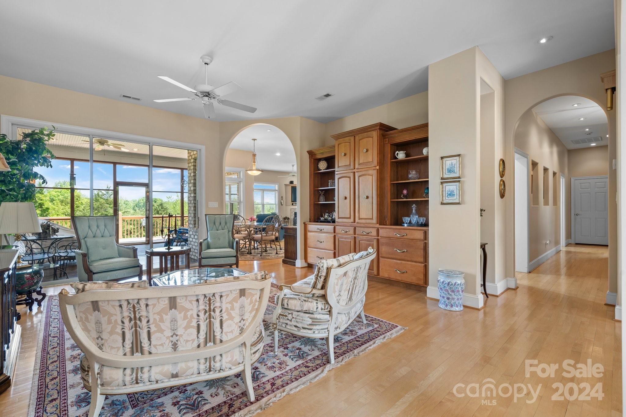 Rainbow Hills - Residential