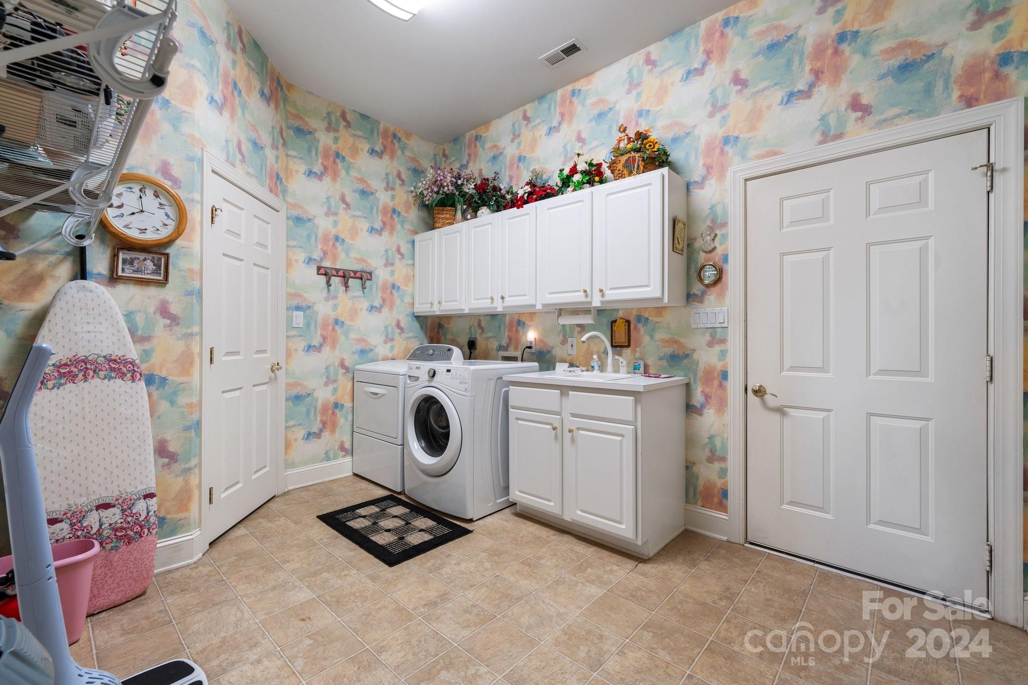 Rainbow Hills - Residential