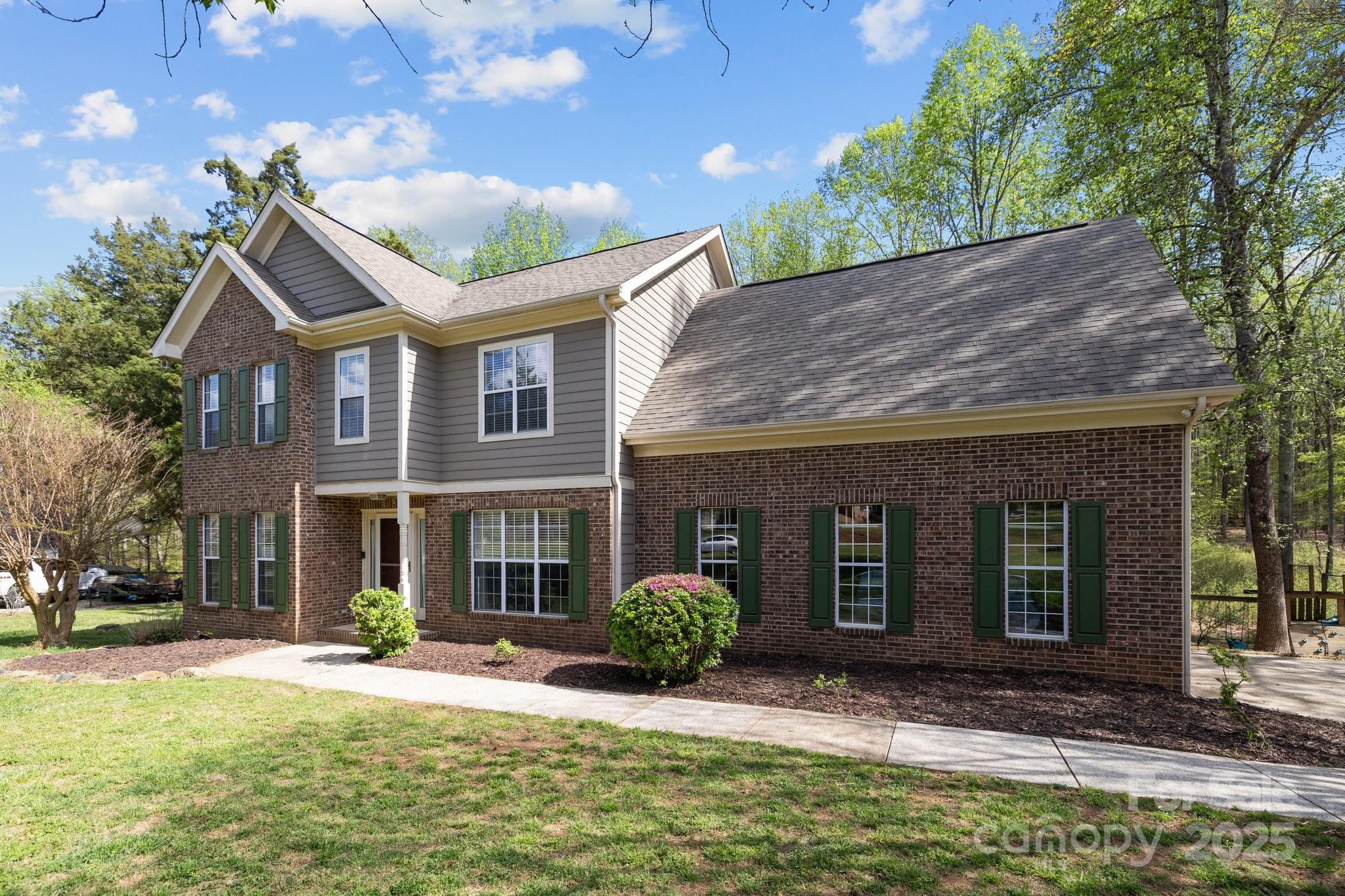 15324 Yarmouth Road