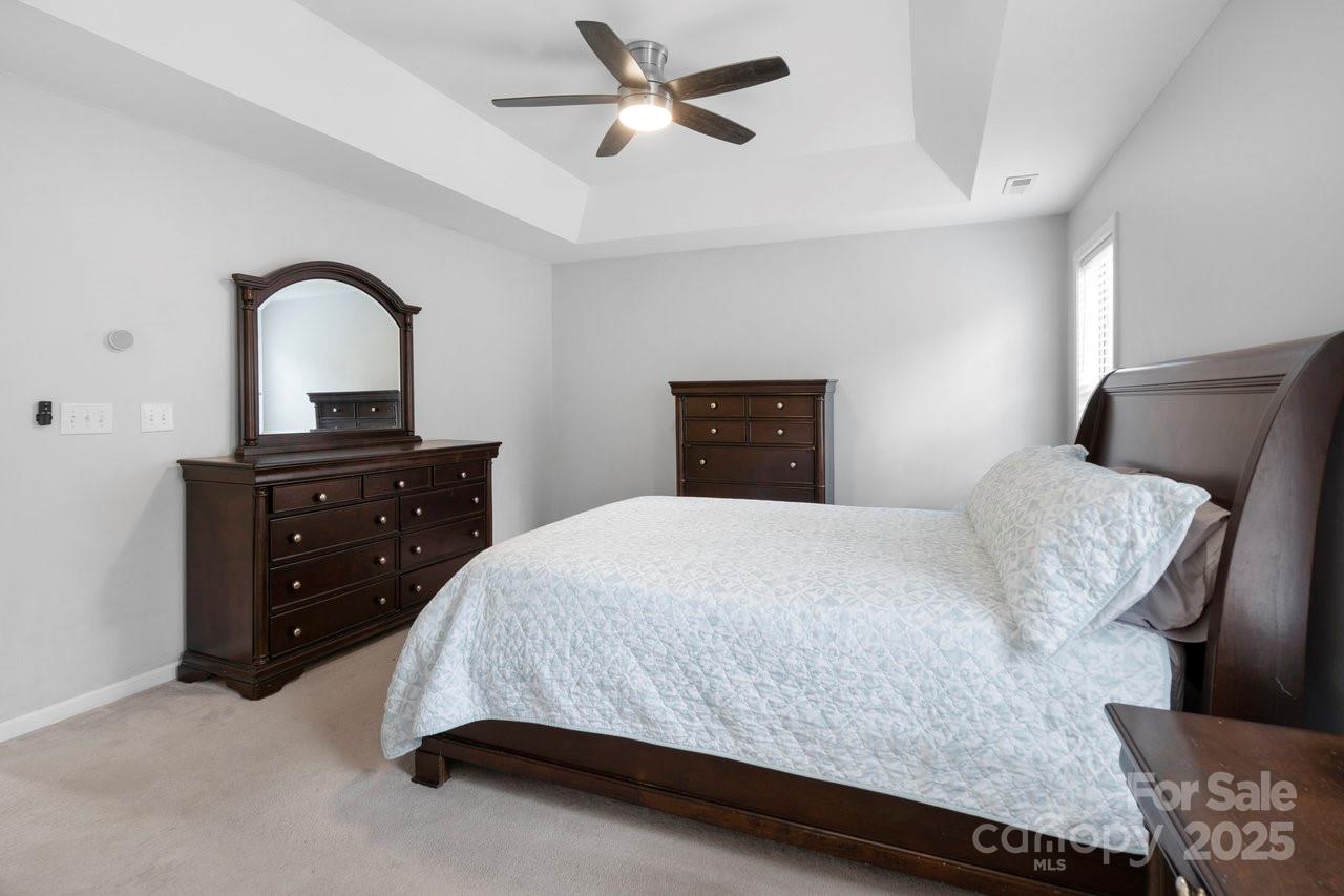 Oxford Glen - Residential