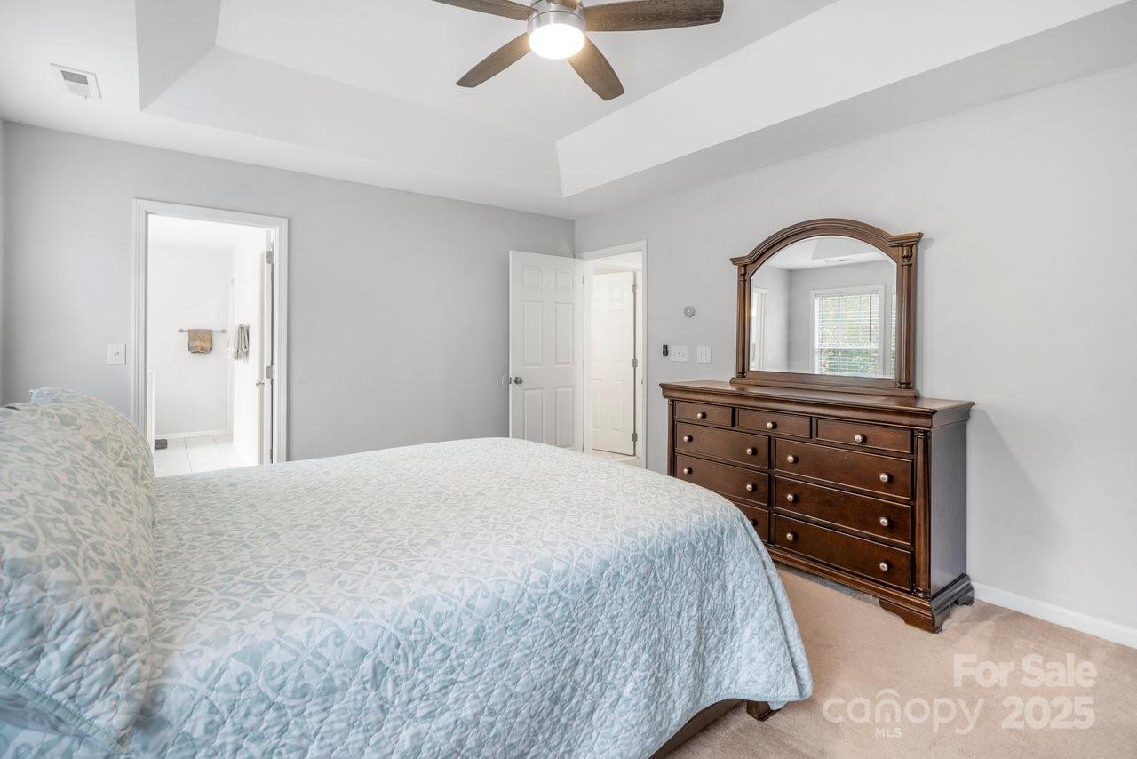 Oxford Glen - Residential