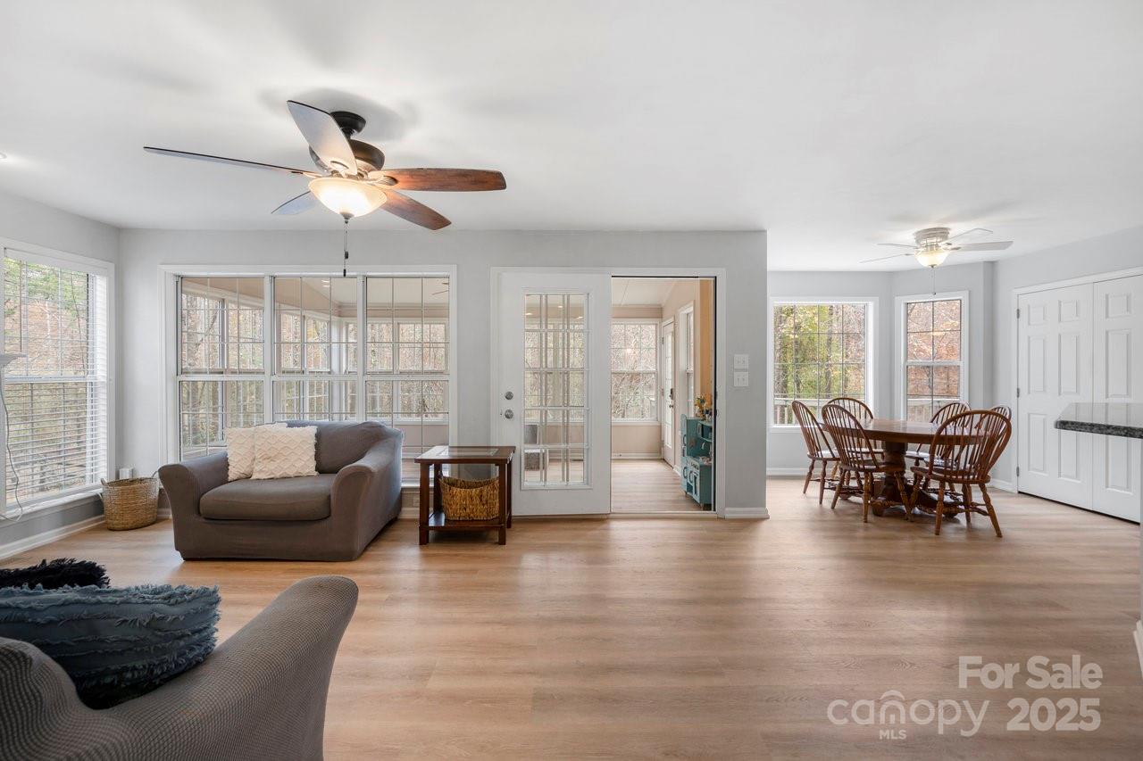 Oxford Glen - Residential