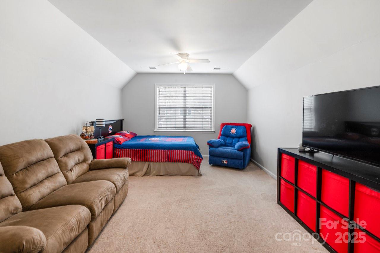 Oxford Glen - Residential