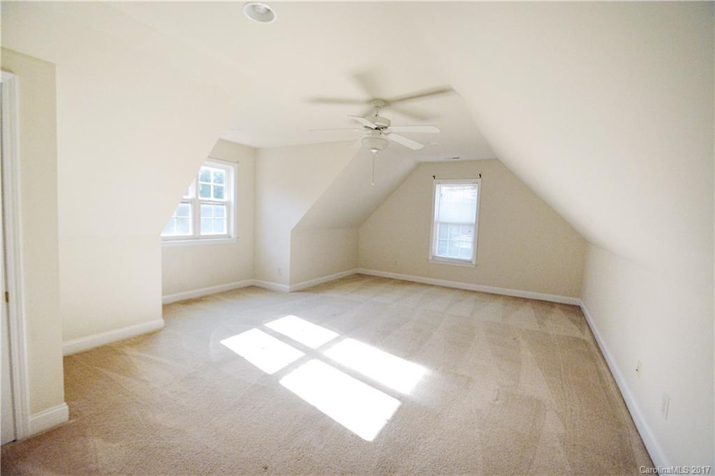 Hunters Pointe - Residential