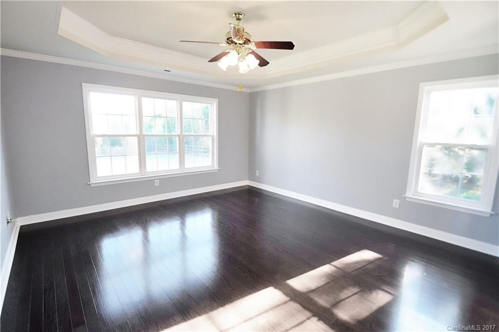 Hunters Pointe - Residential