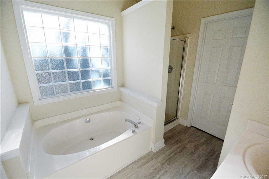 Hunters Pointe - Residential