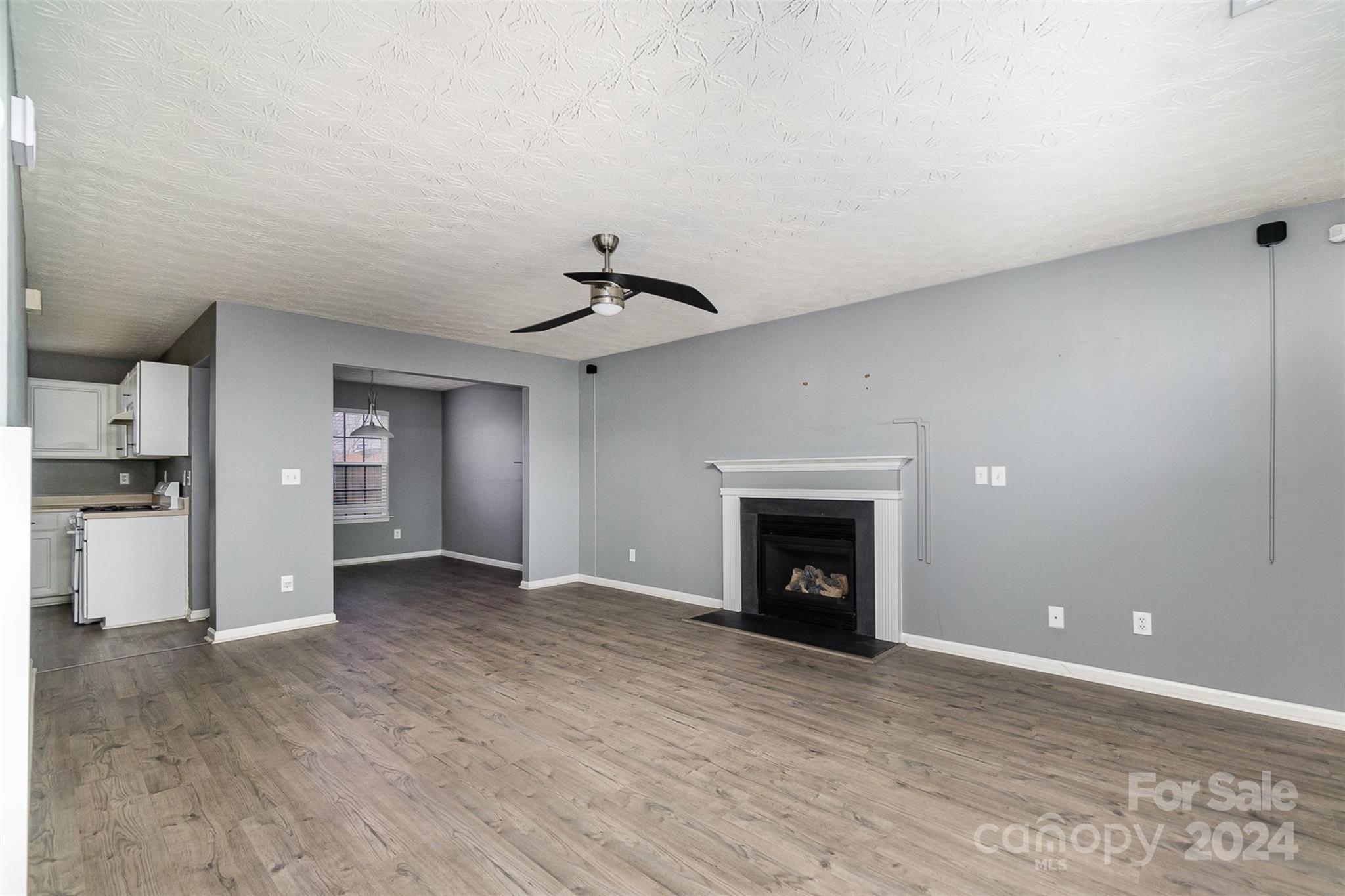 Houston Hills - Residential
