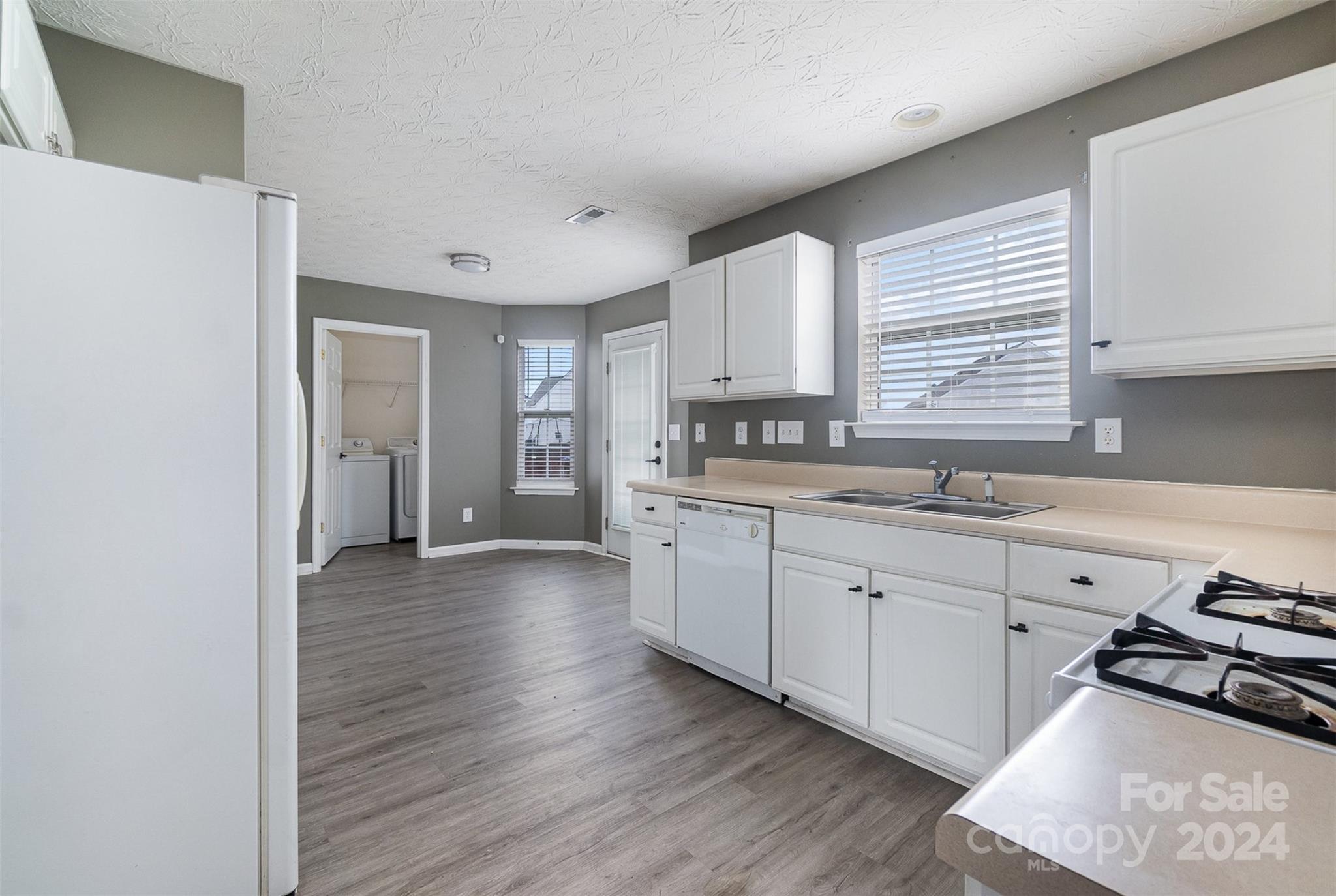 Houston Hills - Residential