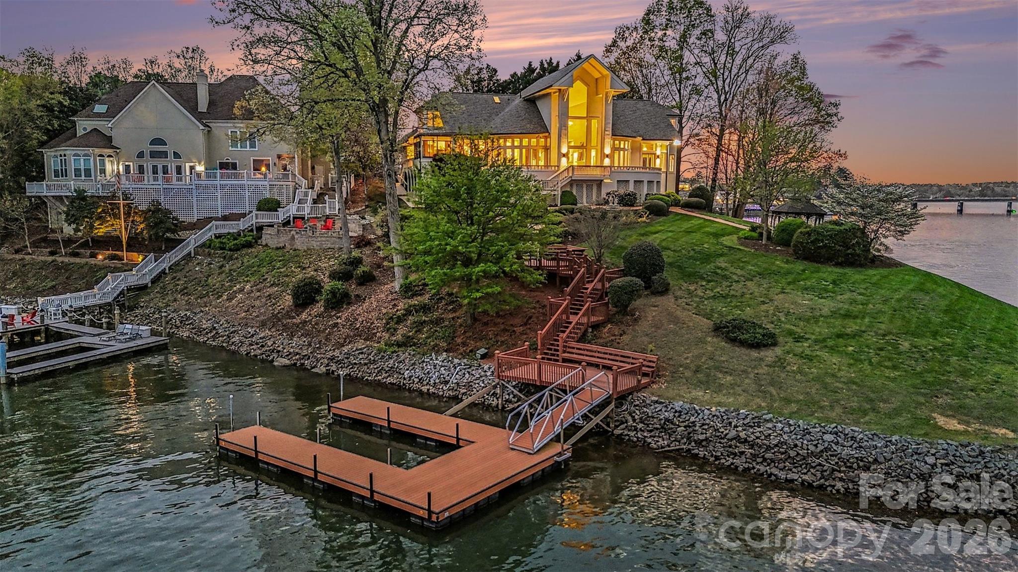 Riverpointe - Residential