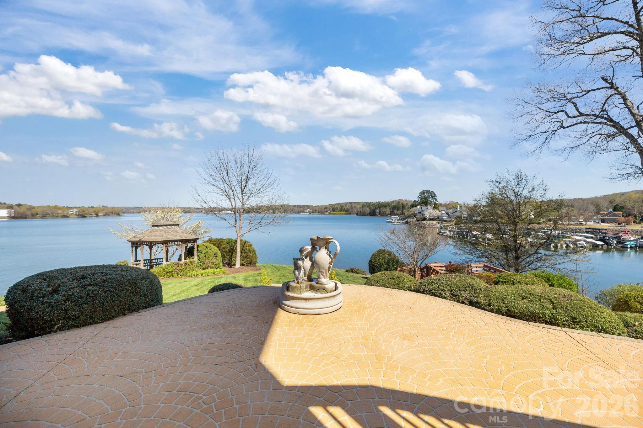 Riverpointe - Residential