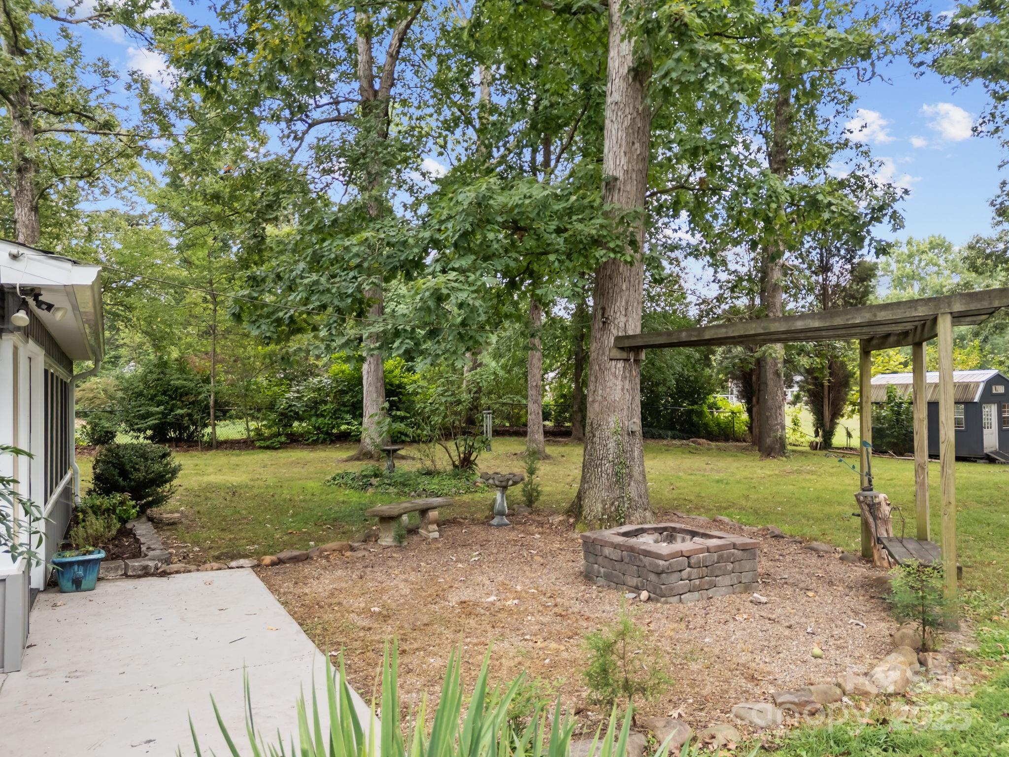 Henderson Estates - Residential