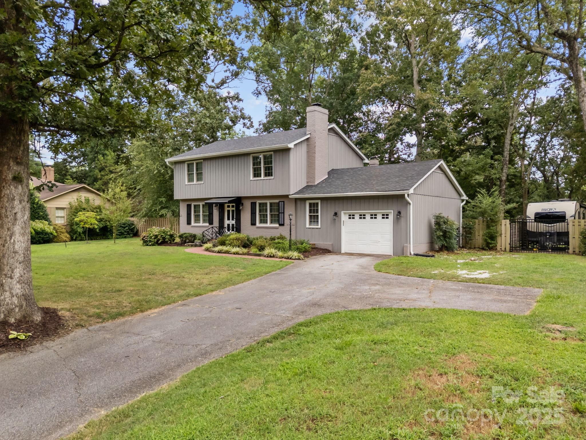 Henderson Estates - Residential