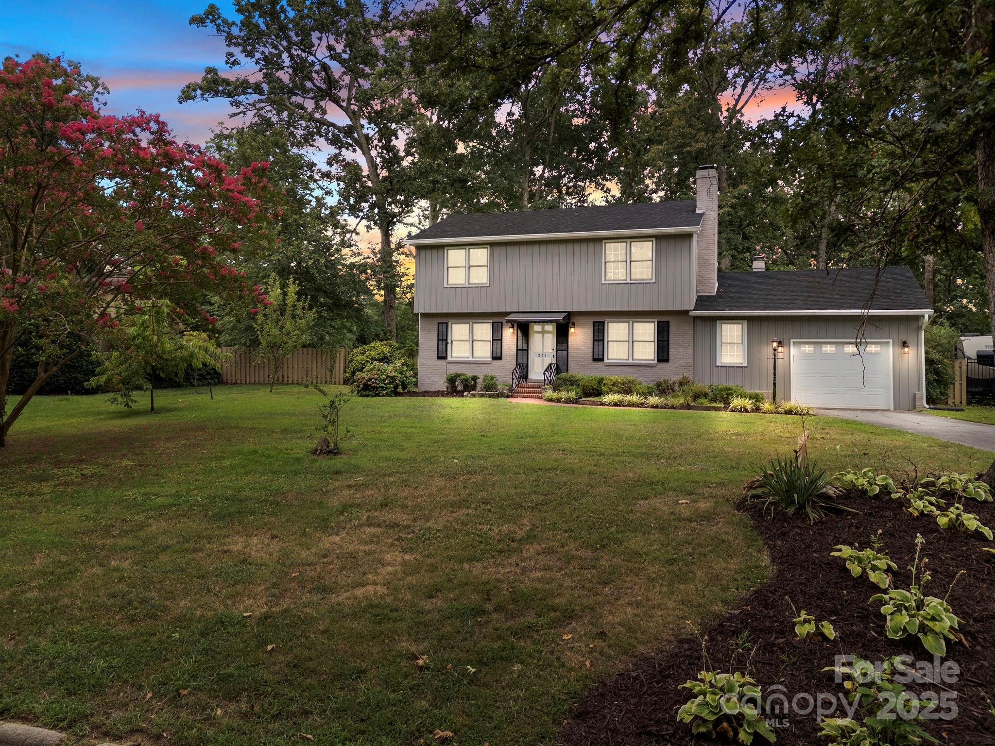 Henderson Estates - Residential