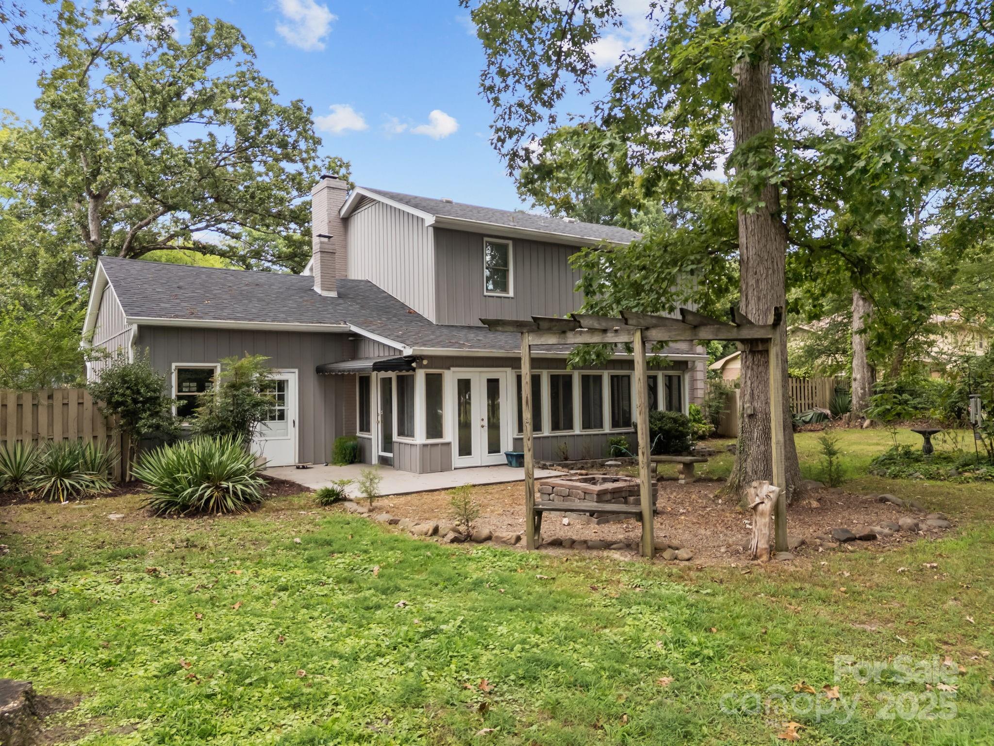 Henderson Estates - Residential