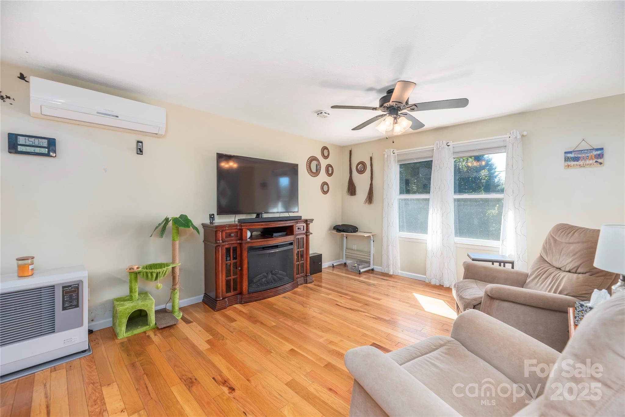 29 Arrowhead Road