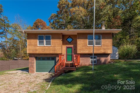 29 Arrowhead Road Clyde NC 28721