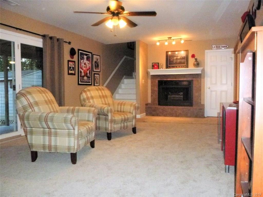 Tega Cay - Residential