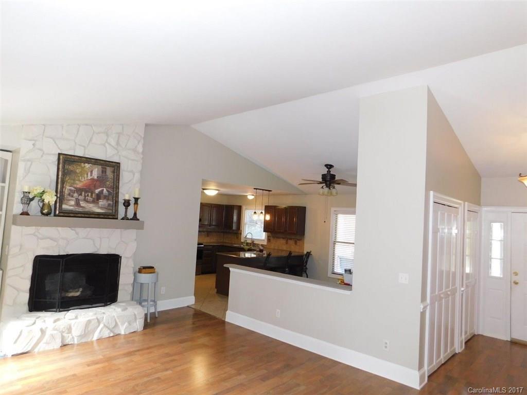 Tega Cay - Residential