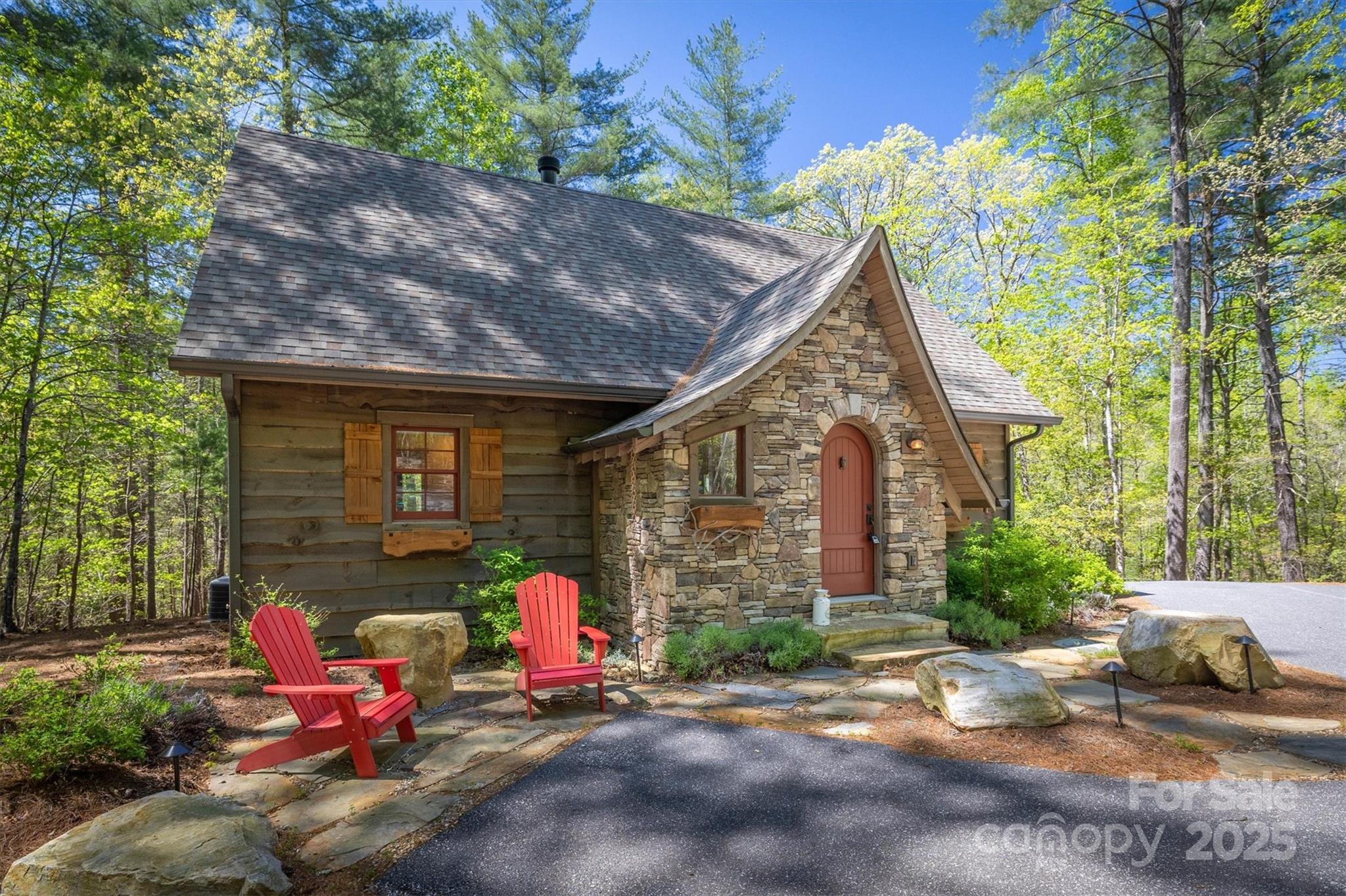 1400 Yellow Fork Trail E